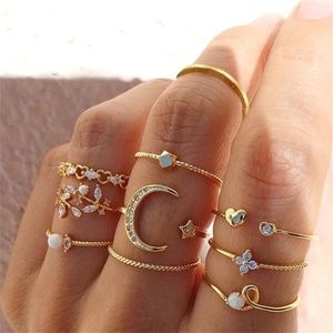 Dainty stylish 14 PCs rings set